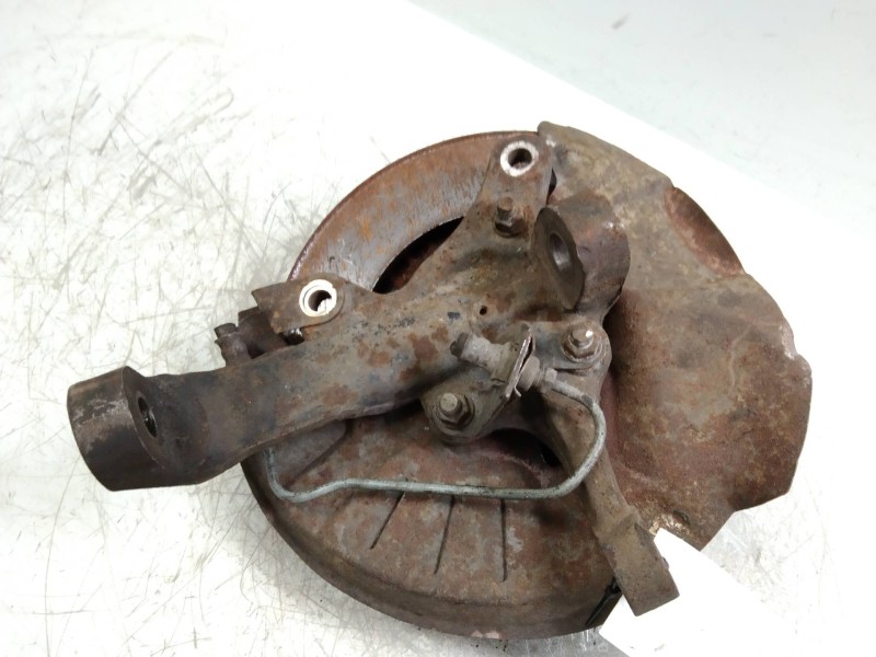 Recambio de mangueta delantera derecha para hyundai h 100 2.5 d referencia OEM IAM   