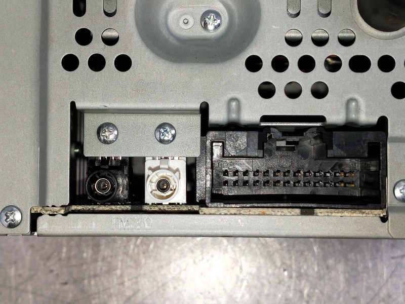 Recambio de sistema audio / radio cd para ford kuga (cbs) titanium referencia OEM IAM CT4T19C107YC  