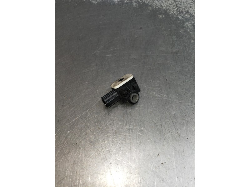 Recambio de sensor para ford kuga (cbs) titanium referencia OEM IAM CM5T14B006AA  