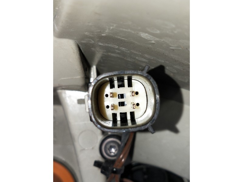 Recambio de piloto trasero derecho para ford kuga (cbs) titanium referencia OEM IAM CV4413404BH 90021840 