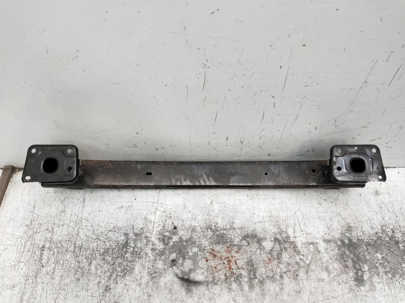 Recambio de refuerzo paragolpes trasero para ford kuga (cbs) titanium referencia OEM IAM   