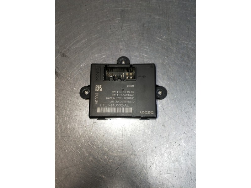 Recambio de modulo electronico para ford kuga (cbs) titanium referencia OEM IAM F1ET14F143AC TRASERO IZQ 