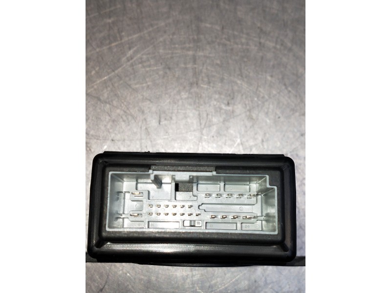 Recambio de modulo electronico para ford kuga (cbs) titanium referencia OEM IAM 7S7113K031CC  