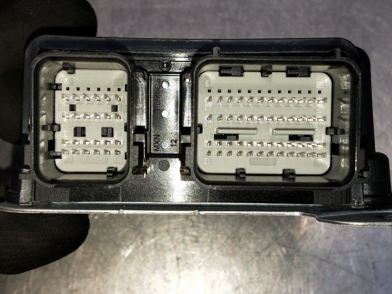 Recambio de modulo electronico para ford kuga (cbs) titanium referencia OEM IAM CV4Y14B321CH  
