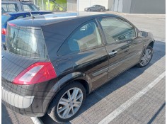 renault megane ii berlina 3p del año 2004 2