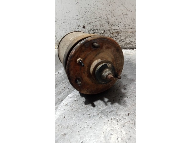 Recambio de amortiguador trasero derecho para land rover discovery v6 td s referencia OEM IAM   