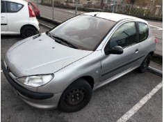 peugeot 206 berlina del año 2002