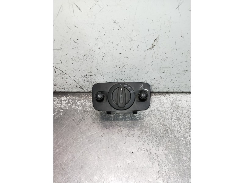 Recambio de mando luces para ford kuga (cbs) titanium referencia OEM IAM AV6T13A024EC  