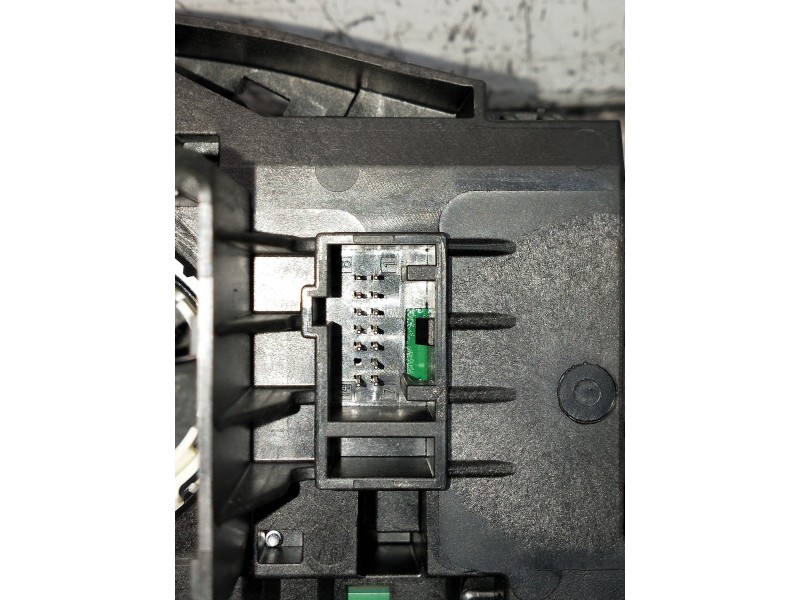 Recambio de mando luces para ford kuga (cbs) titanium referencia OEM IAM DV6T3F944AC  