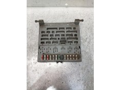 Recambio de caja reles / fusibles para peugeot 205 berlina 1.8 d mito referencia OEM IAM   