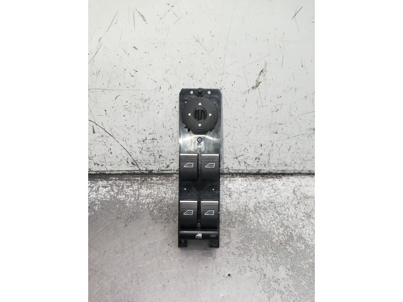 Recambio de mando elevalunas delantero izquierdo para ford kuga (cbs) titanium referencia OEM IAM F1ET14A132CB  