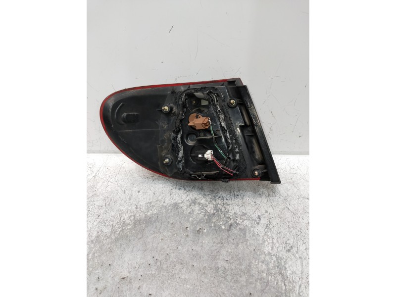 Recambio de piloto trasero derecho para nissan almera (n16/e) acenta referencia OEM IAM   