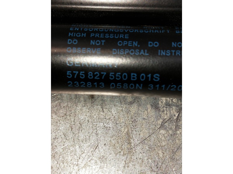 Recambio de amortiguadores maletero / porton para seat ateca (kh7) style go referencia OEM IAM 572827550B01S  