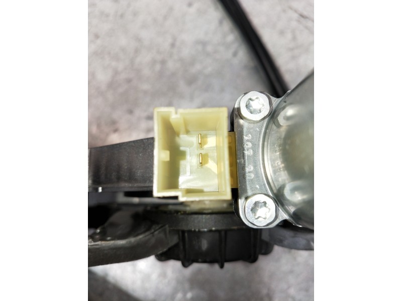 Recambio de elevalunas delantero derecho para seat ateca (kh7) style go referencia OEM IAM 5Q0959802C  5P