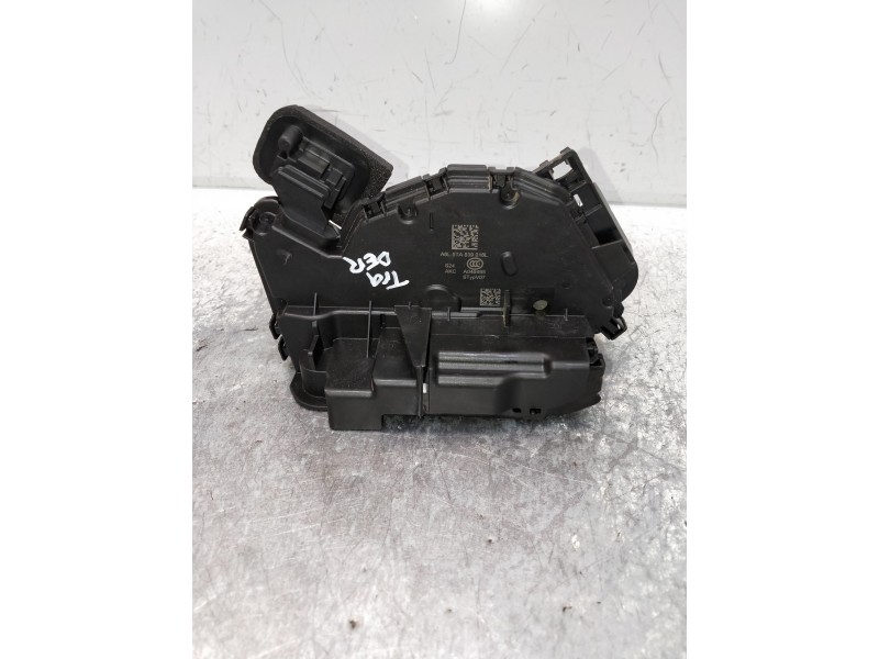 Recambio de motor cierre centralizado trasero derecho para seat ateca (kh7) style go referencia OEM IAM A6L5TA839016L  5P