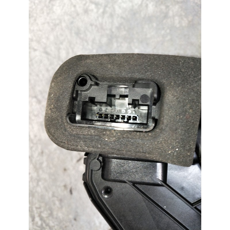 Recambio de motor cierre centralizado trasero izquierdo para seat ateca (kh7) style go referencia OEM IAM A5L5TA839015L  5P