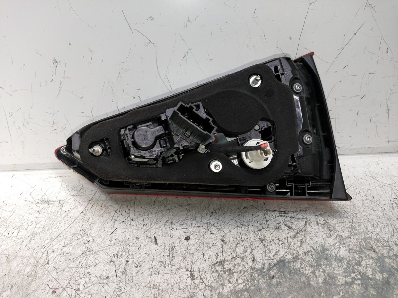 Recambio de piloto trasero izquierdo interior para seat ateca (kh7) style go referencia OEM IAM 575948307D  