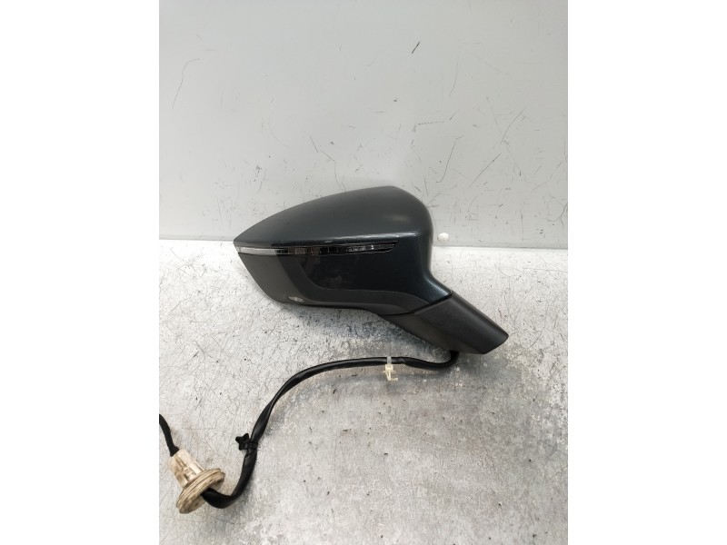Recambio de retrovisor derecho para seat ateca (kh7) style go referencia OEM IAM ELÉCTRICO UN ENCHUFE 12 CABLES