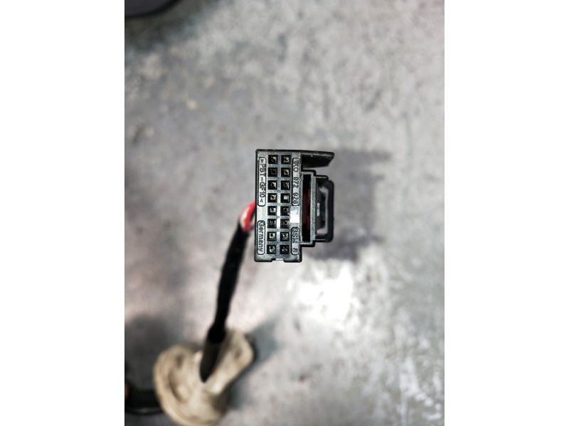 Recambio de retrovisor derecho para seat ateca (kh7) style go referencia OEM IAM ELÉCTRICO UN ENCHUFE 12 CABLES