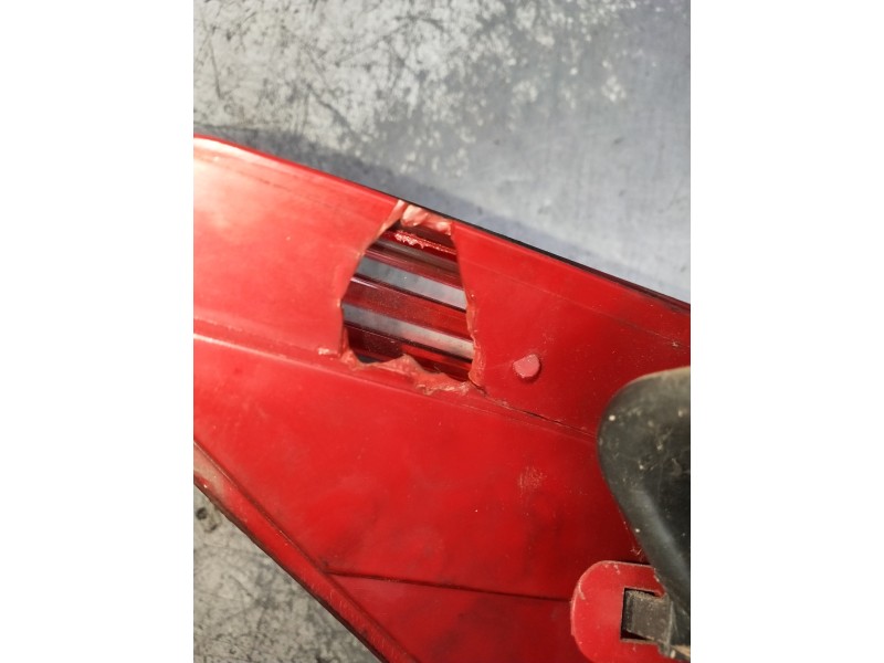 Recambio de piloto trasero derecho para peugeot 407 sw premium referencia OEM IAM  VER FOTOS ROTO