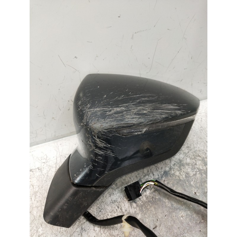 Recambio de retrovisor izquierdo para seat ateca (kh7) style go referencia OEM IAM ELECTRICO UN ENCHUFE 9 CABLES VER FOTOS