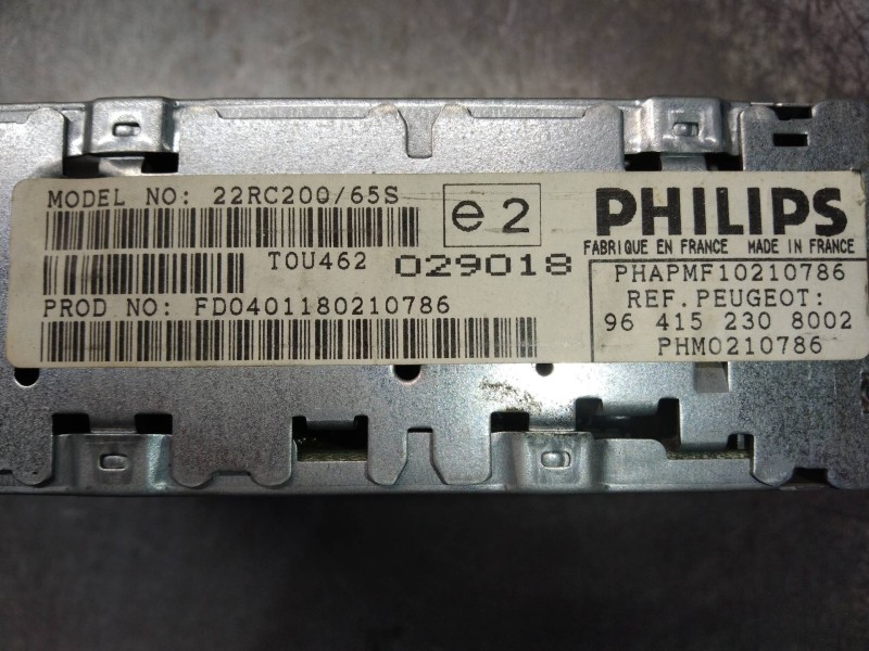 Recambio de sistema audio / radio cd para peugeot 206 berlina xr referencia OEM IAM 964152308002  