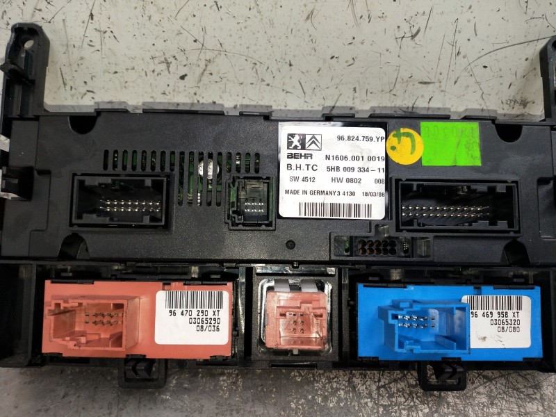 Recambio de mando calefaccion / aire acondicionado para peugeot 407 sw premium referencia OEM IAM 5HB00933411  