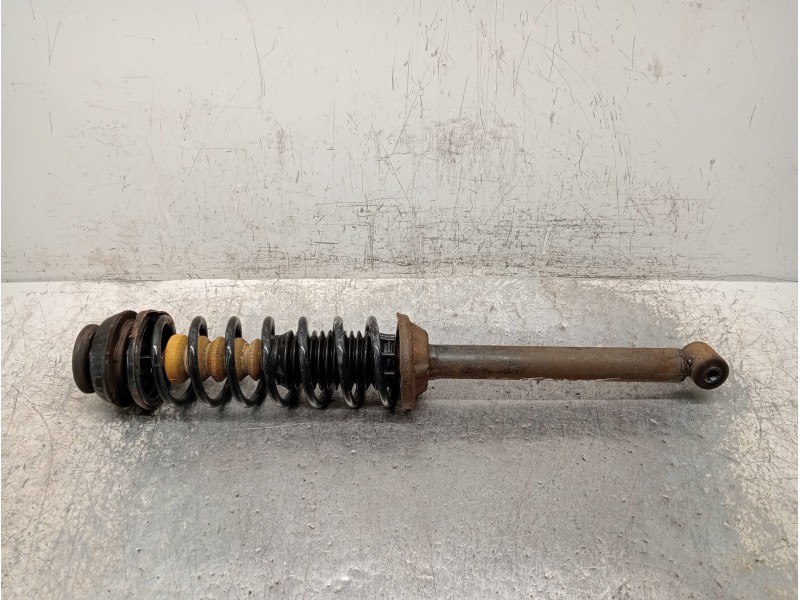 Recambio de amortiguador trasero derecho para ford fiesta berlina (dx) ambiente referencia OEM IAM   