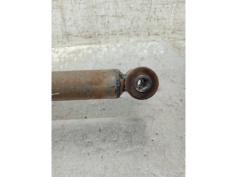 Recambio de amortiguador trasero derecho para ford fiesta berlina (dx) ambiente referencia OEM IAM   
