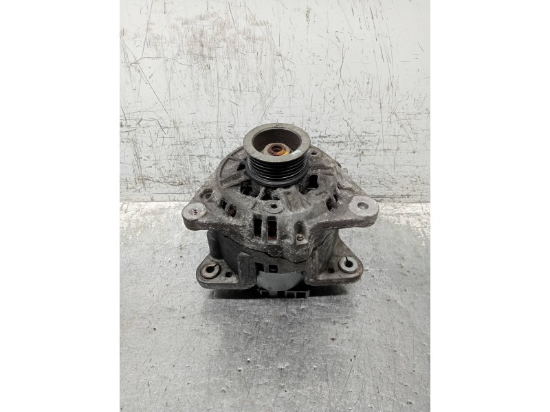 Recambio de alternador para ford fiesta berlina (dx) ambiente referencia OEM IAM 0123310054 96FB10300DE 