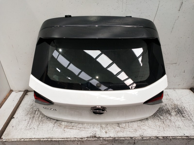 Recambio de porton trasero para opel corsa f gs line referencia OEM IAM   5P