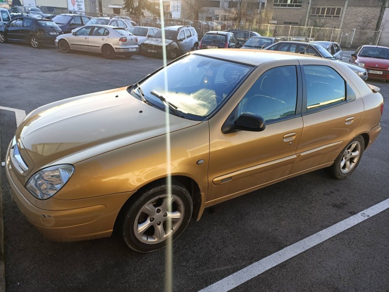 citroen xsara berlina del año 2001