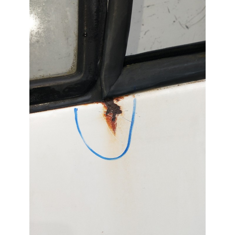 Recambio de puerta delantera izquierda para mercedes sprinter (w901,w904) caja cerr. referencia OEM IAM   VER FOTOS