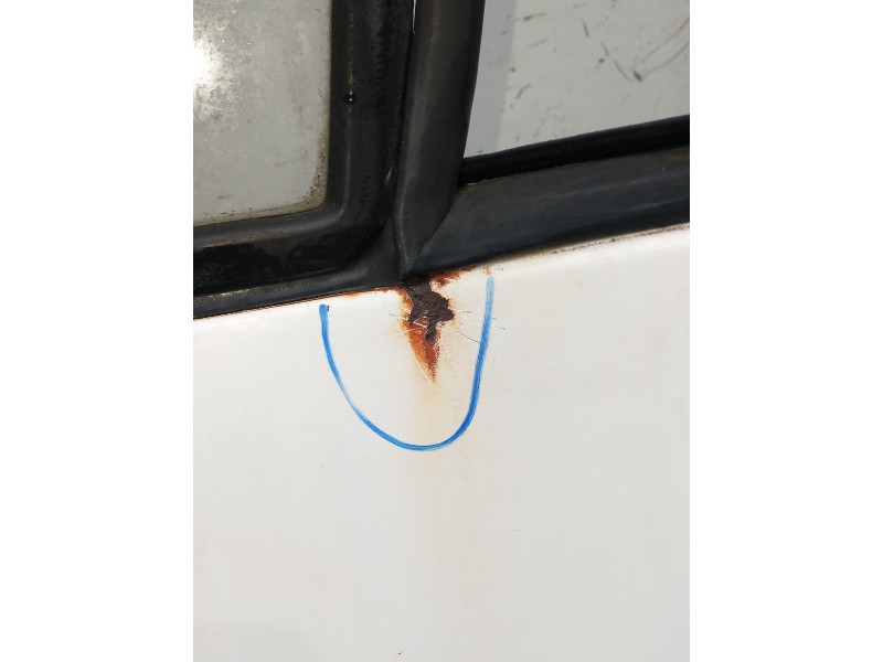 Recambio de puerta delantera izquierda para mercedes sprinter (w901,w904) caja cerr. referencia OEM IAM   VER FOTOS