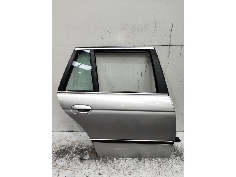 Recambio de puerta trasera derecha para bmw serie 5 touring (e39) 530d referencia OEM IAM   5P