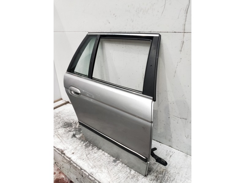 Recambio de puerta trasera derecha para bmw serie 5 touring (e39) 530d referencia OEM IAM   5P