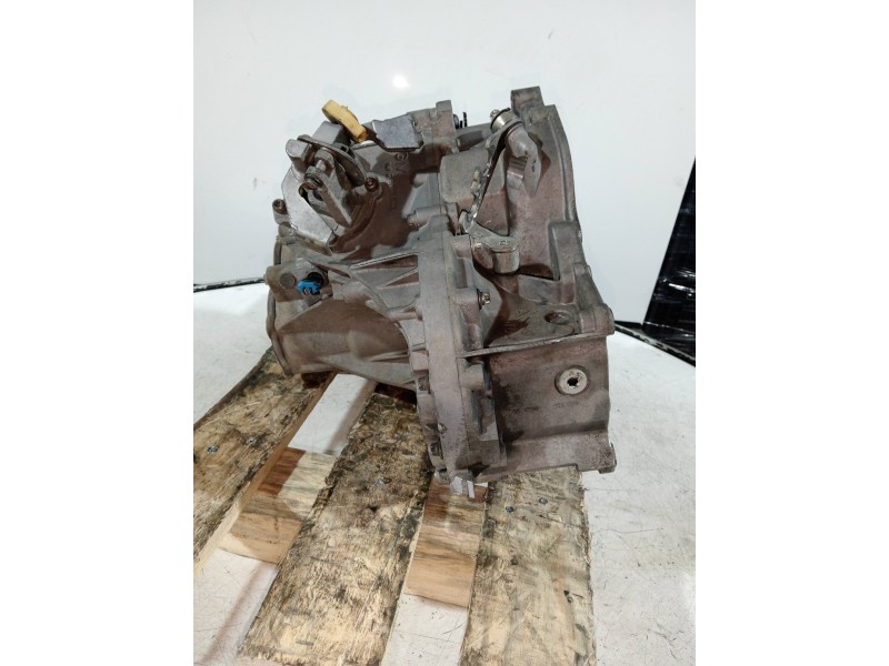 Recambio de caja cambios para opel astra h berlina enjoy referencia OEM IAM F23 G1205127305 5V