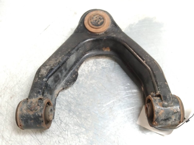 Recambio de brazo suspension superior delantero derecho para nissan pick-up (d22) king cab 4x4 referencia OEM IAM   