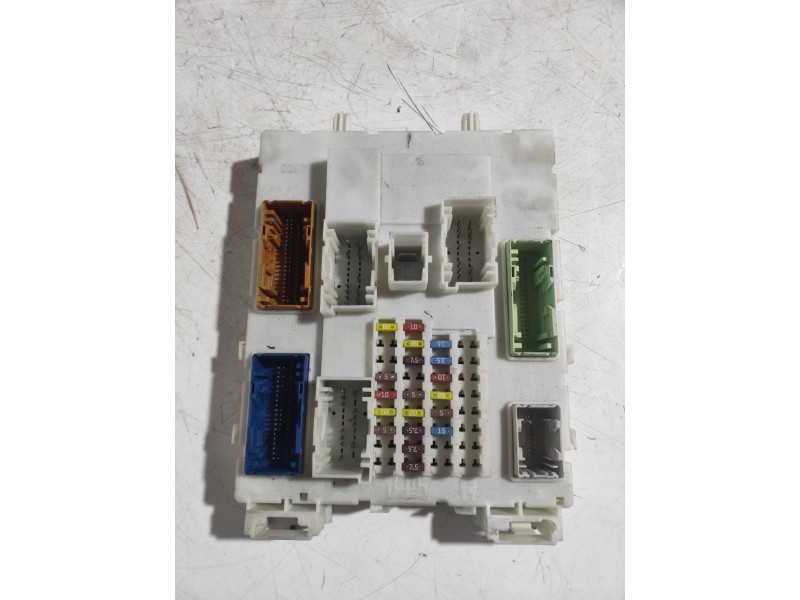 Recambio de caja reles / fusibles para ford transit connect 1.5 tdci cat referencia OEM IAM GV6T14A073BD  