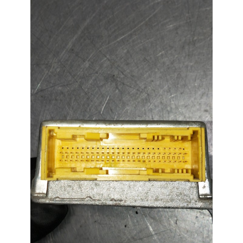 Recambio de centralita airbag para renault trafic caja cerrada (ab 4.01) 1.9 diesel referencia OEM IAM 8200272534  