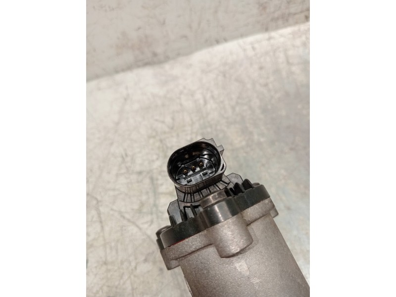 Recambio de valvula egr para ford mondeo ber. (ca2) ambiente referencia OEM IAM 21200005BA  