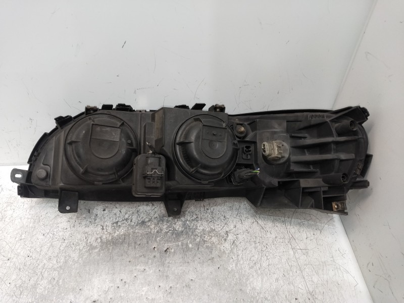 Recambio de faro derecho para volvo s60 berlina 2.4 d referencia OEM IAM   