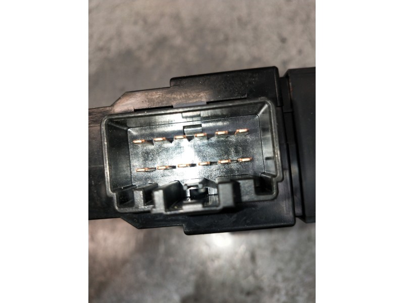 Recambio de mando elevalunas delantero izquierdo para volvo s60 berlina 2.4 d referencia OEM IAM 09193383  4P