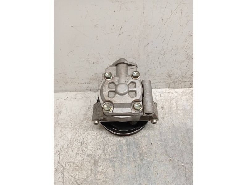 Recambio de bomba direccion para ford mondeo ber. (ca2) ambiente referencia OEM IAM 6G913A696CE  