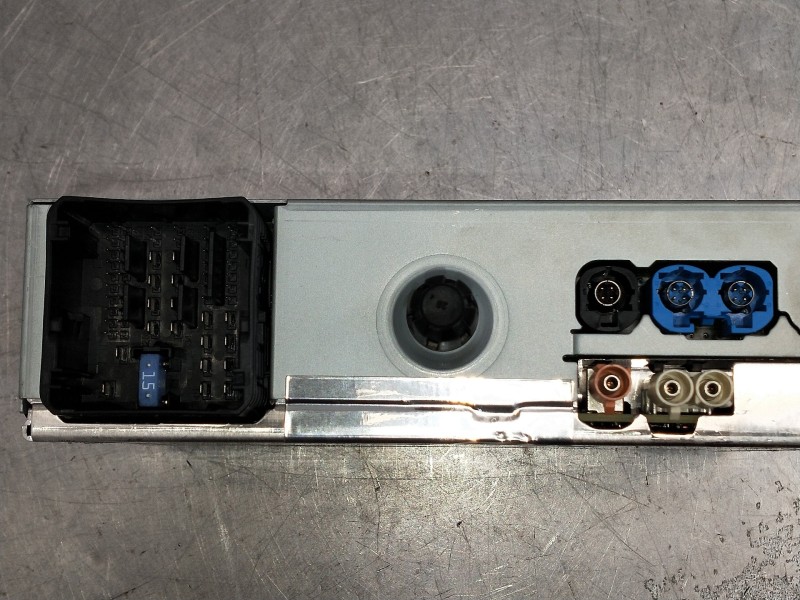 Recambio de sistema audio / radio cd para opel corsa f gs line referencia OEM IAM 9833500080  