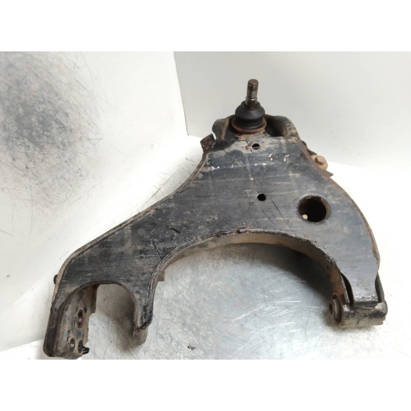 Recambio de brazo suspension inferior delantero derecho para nissan pick-up (d22) cabina doble challenge 4x4 referencia OEM IAM 