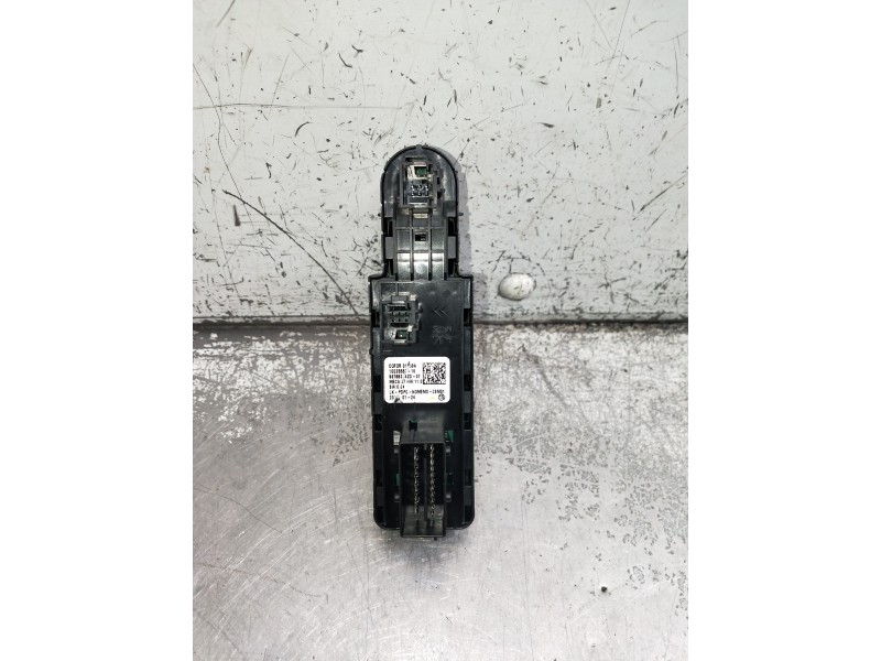 Recambio de mando elevalunas delantero izquierdo para opel corsa f gs line referencia OEM IAM 1002555116  
