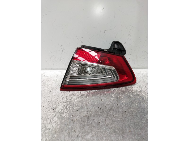 Recambio de piloto trasero derecho interior para ford mondeo ber. (ca2) ambiente referencia OEM IAM   