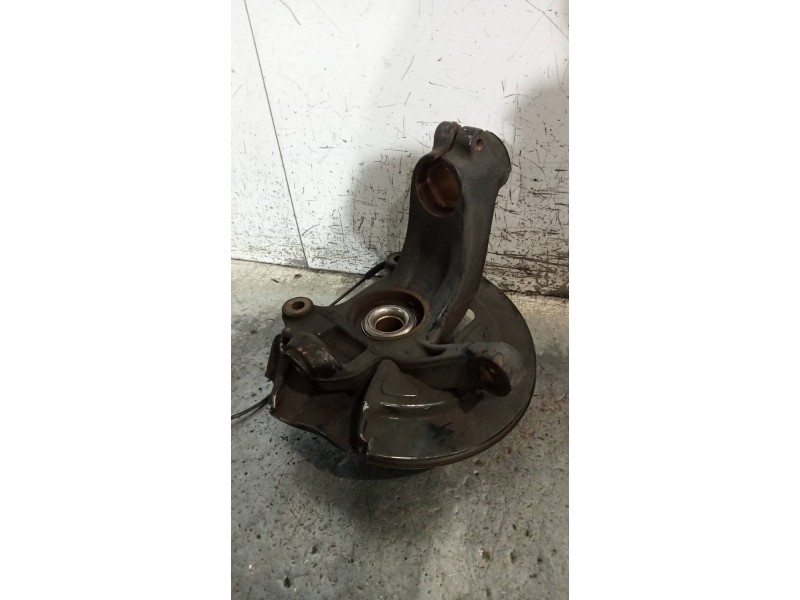 Recambio de mangueta delantera derecha para land rover freelander (ln) 2.0 td4 cat referencia OEM IAM   