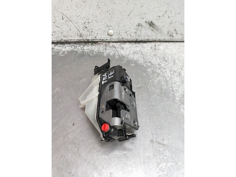 Recambio de motor cierre centralizado trasero izquierdo para opel corsa f gs line referencia OEM IAM 292854 5P 